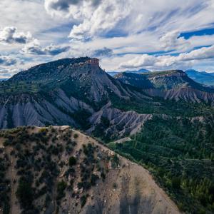 Overend Mountain Park During Summer